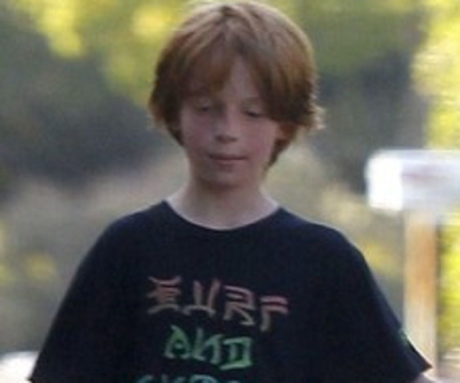 découvrez phinnaeus moder, une figure fascinante du monde contemporain. plongez dans son univers créatif et ses contributions uniques qui marquent notre époque.