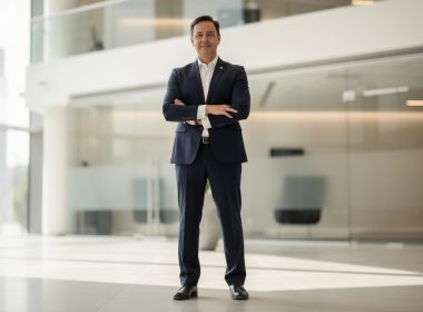 découvrez comment développer votre présence incarnée pour renforcer votre leadership et transformer votre influence en un atout stratégique incontournable.